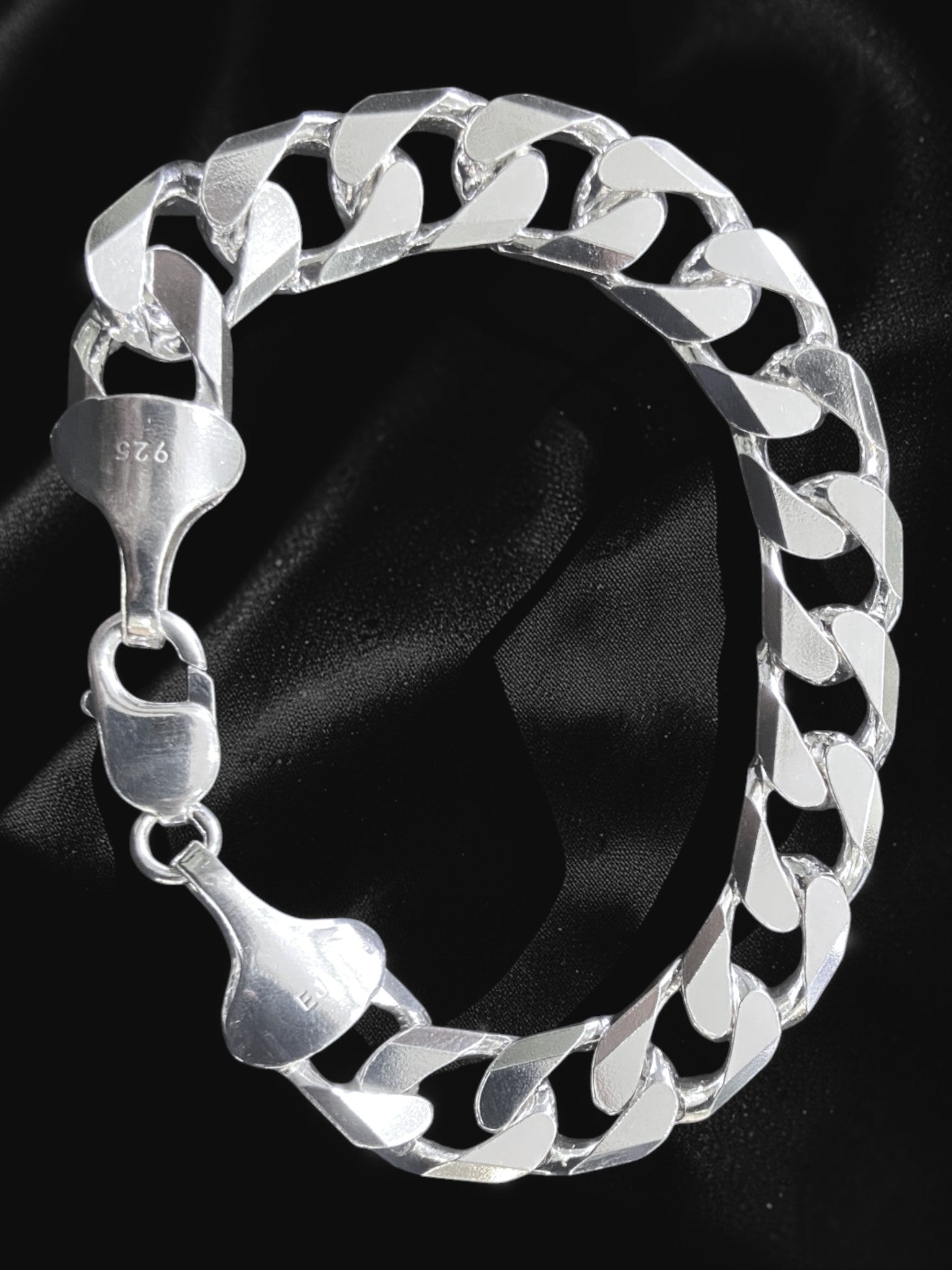 8 Cut Curb Bracelet