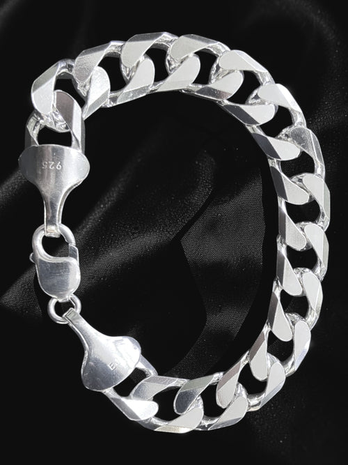 8 Cut Curb Bracelet