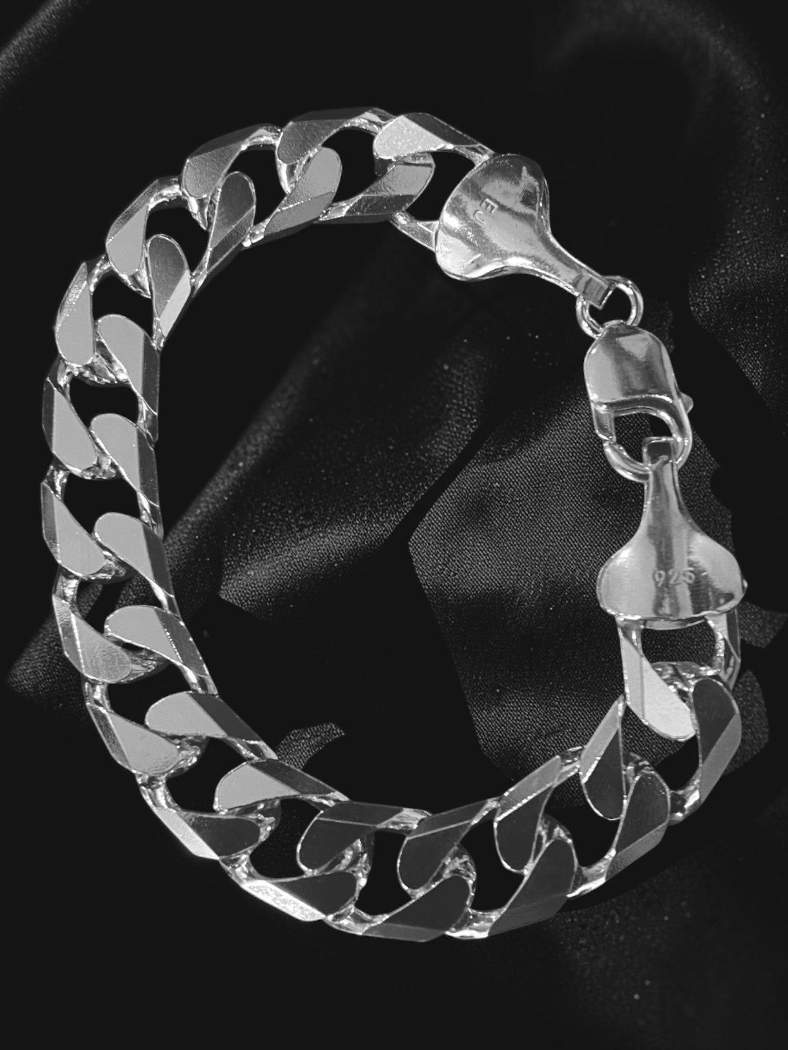 8 Cut Curb Bracelet