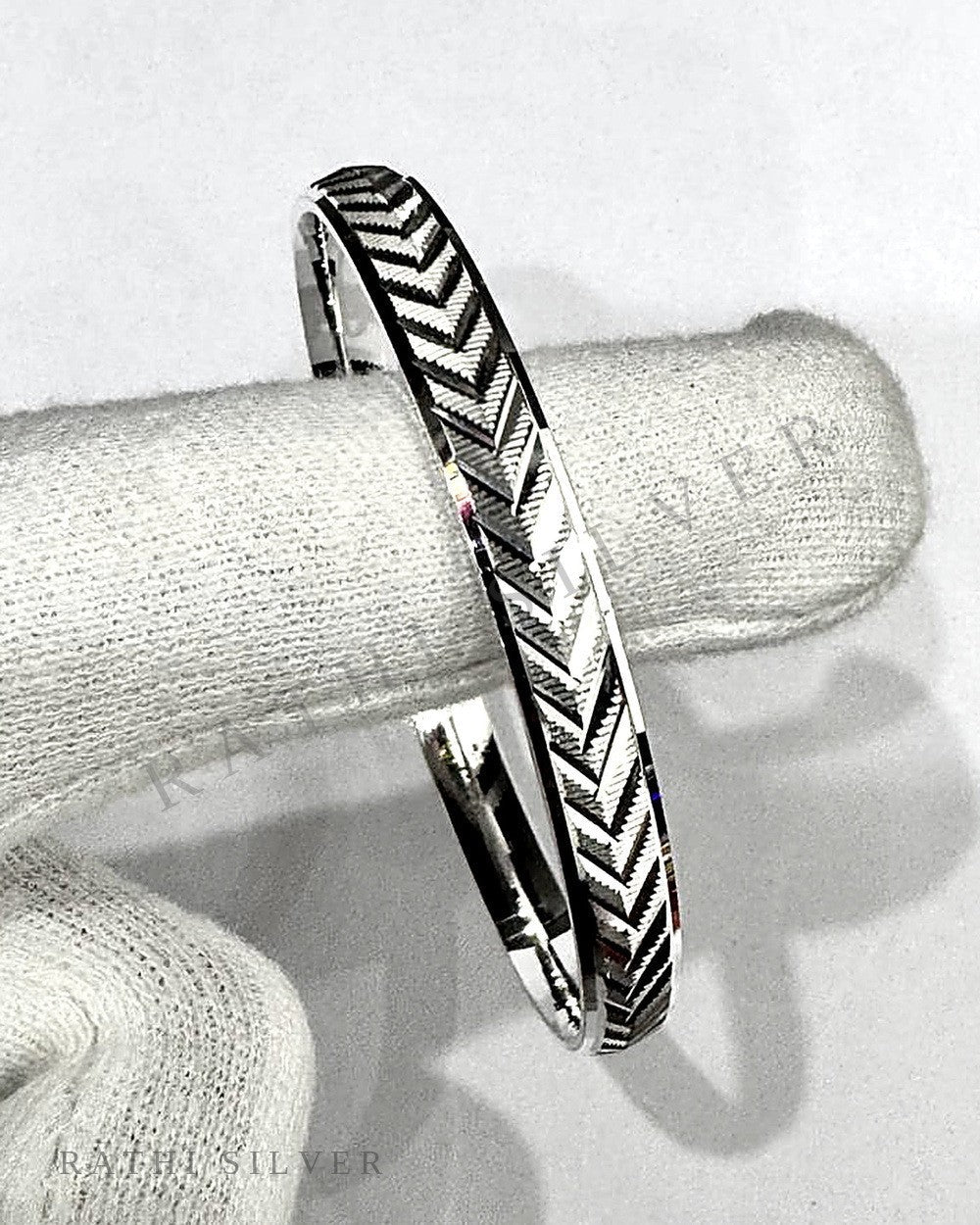 Chevron Arrow (CNC-K-14)